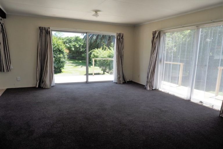 Photo of property in 3 Makarini Street, Paraparaumu, 5032