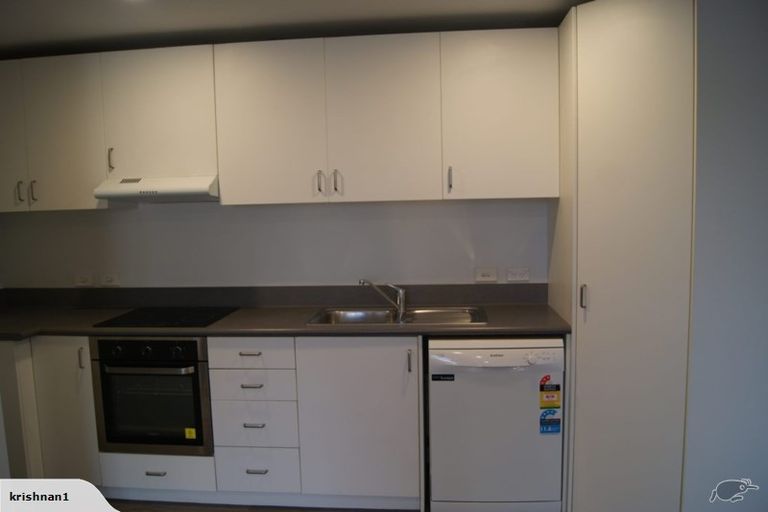Photo of property in Pirie Street Townhouses, 35u6 Pirie Street, Mount Victoria, Wellington, 6011
