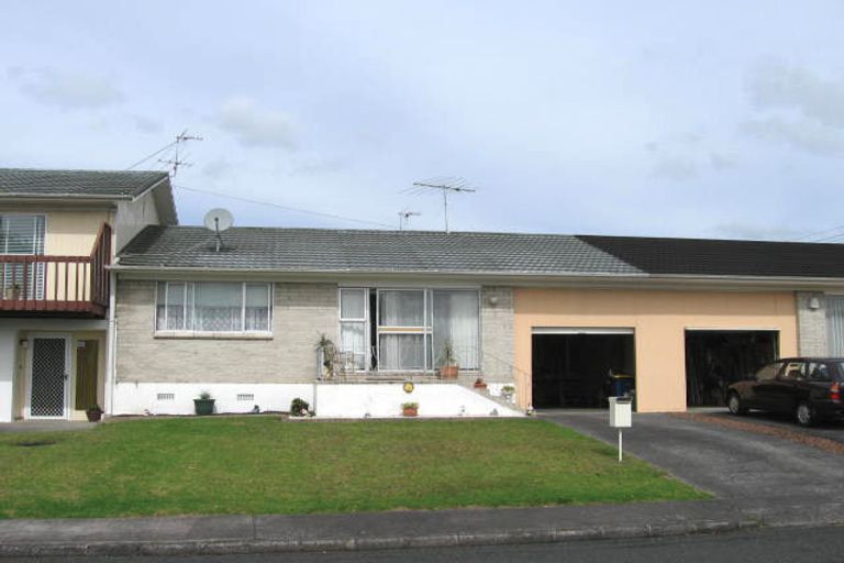 Photo of property in 1a/2 Marlene Avenue, Te Atatu South, Auckland, 0610