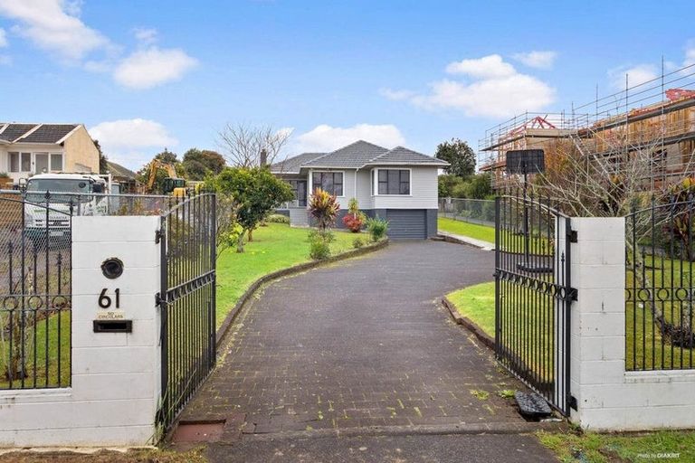 Photo of property in 61 Taikata Road, Te Atatu Peninsula, Auckland, 0610