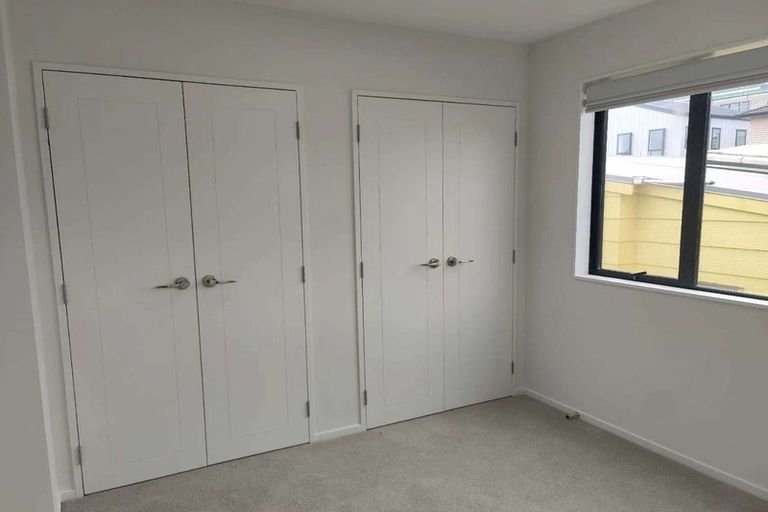 Photo of property in 9/16 William Roberts Road, Pakuranga, Auckland, 2010