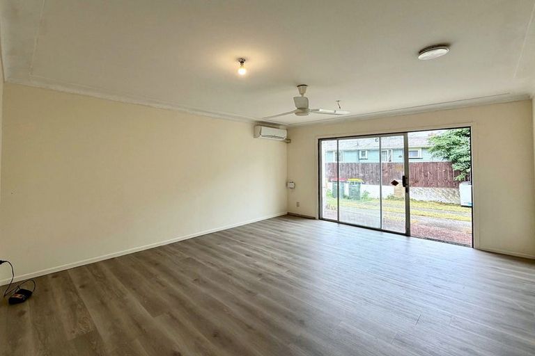 Photo of property in 3/30 Takanini Road, Takanini, 2112