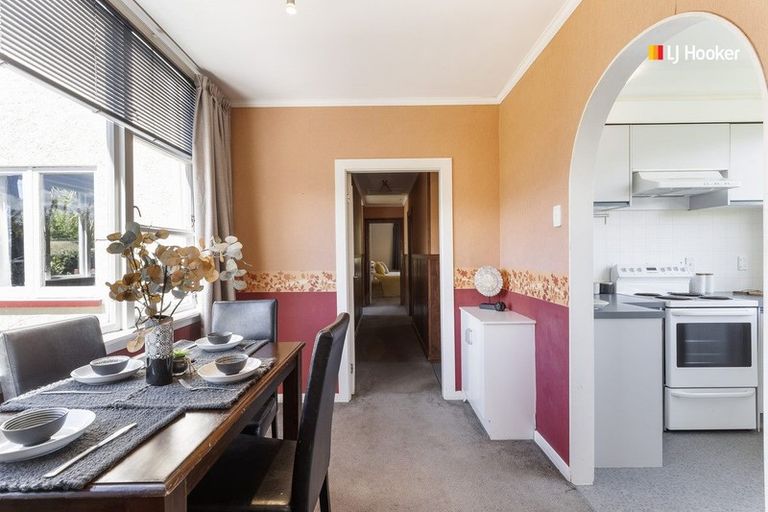 Photo of property in 237 Gladstone Road North, Mosgiel, 9024