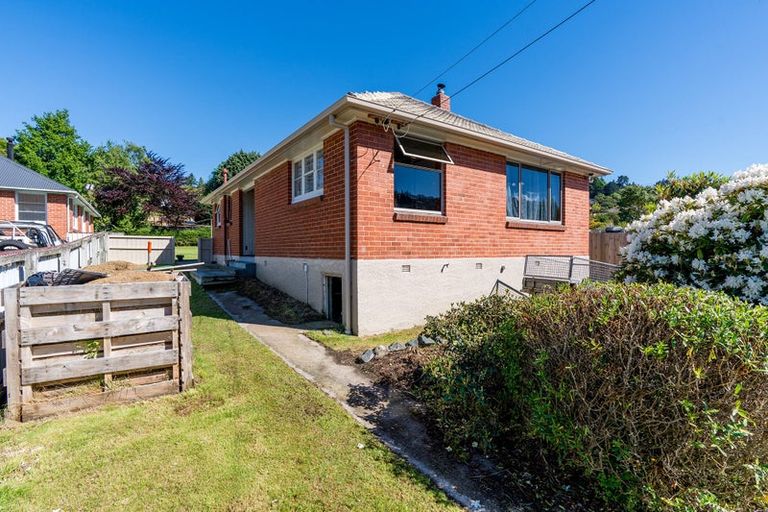 Photo of property in 17 Glenelg Street, Bradford, Dunedin, 9011