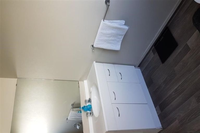 Photo of property in 3/1 Robertson Road, Favona, Auckland, 2024