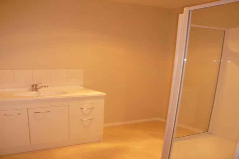 Photo of property in 15u4 Coates Street, Hamilton East, Hamilton, 3216