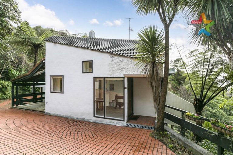 Photo of property in 50 Orangi Kaupapa Road, Northland, Wellington, 6012