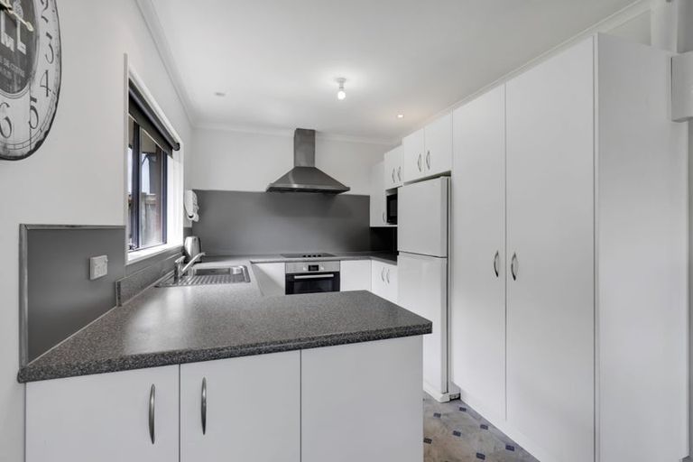 Photo of property in 42e Camellia Avenue, Bell Block, New Plymouth, 4312