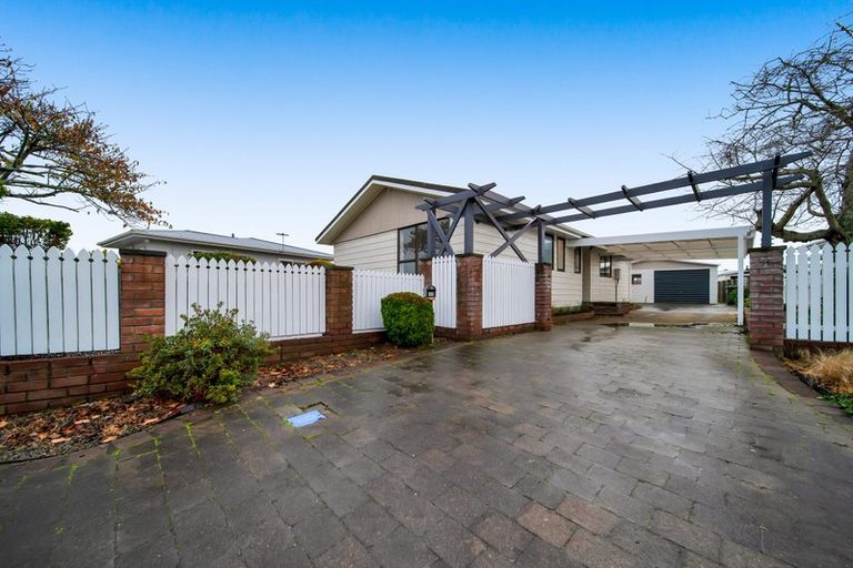 Photo of property in 13 Manuka Place, Hawera, 4610