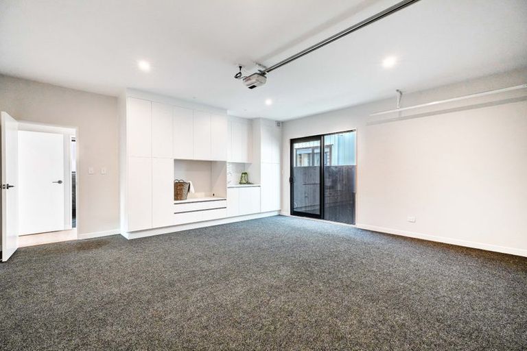 Photo of property in 1 Sails Road, Hobsonville, Auckland, 0616