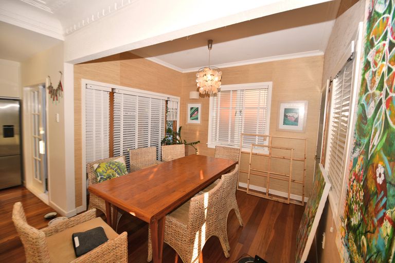 Photo of property in 12 Kendale Drive, Leigh, 0985
