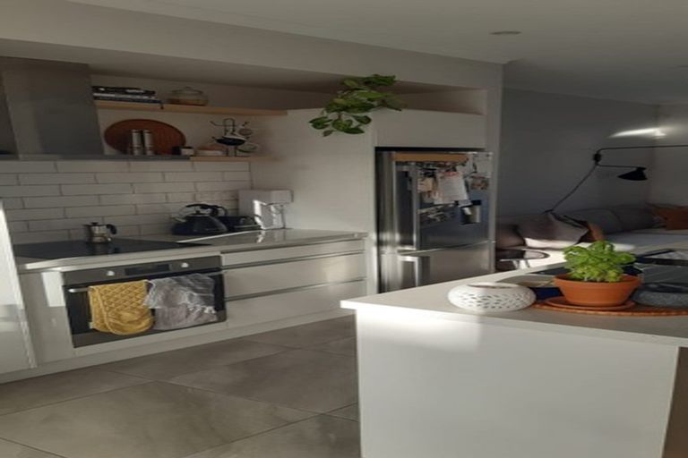 Photo of property in 50 Mapou Road, Hobsonville, Auckland, 0616