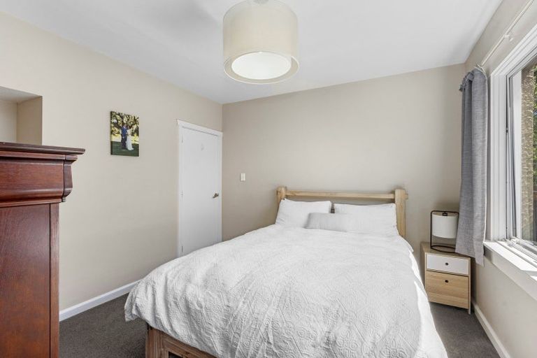 Photo of property in 89 Aorangi Road, Bryndwr, Christchurch, 8053