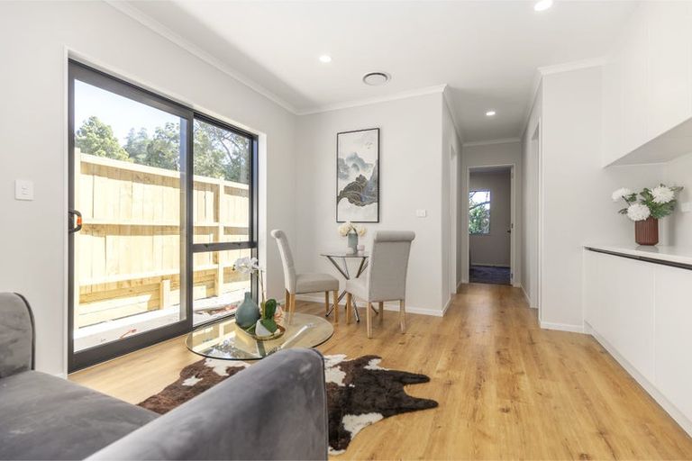 Photo of property in 2a Hughs Way, Flat Bush, Auckland, 2019