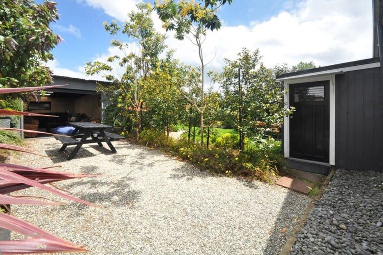 Photo of property in 3 Karaka Street, Helensville, 0800