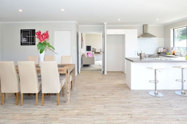 Photo of property in 41 Crabb Fields Lane, Riverhead, 0820