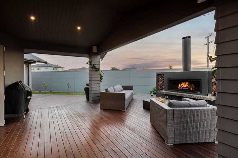 Photo of property in 1 Ta Paora Drive, Bell Block, New Plymouth, 4312