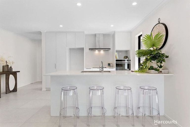 Photo of property in 20 Taupata Lane, Helensville, 0800
