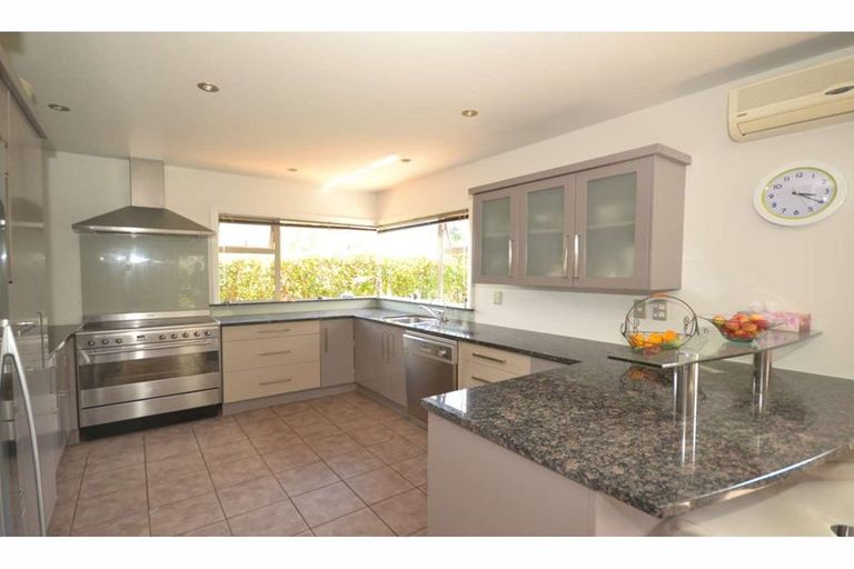 Photo of property in 9 Ranui Avenue, Kerikeri, 0230