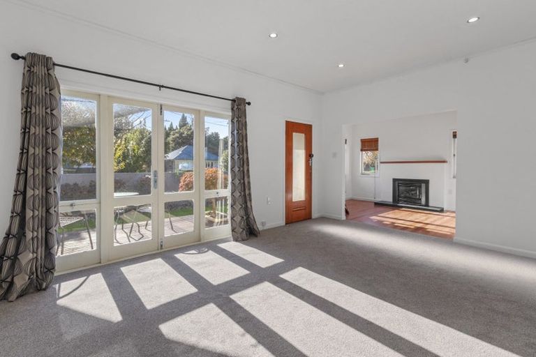 Photo of property in 73 Maeroa Road, Maeroa, Hamilton, 3200