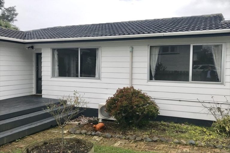 Photo of property in 177a Don Buck Road, Massey, Auckland, 0614
