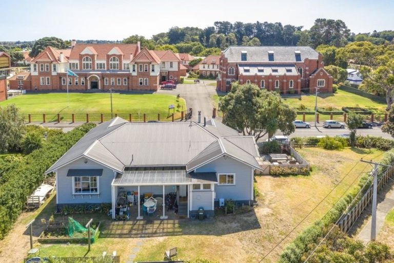 Photo of property in 97 Liverpool Street, Levin, 5510
