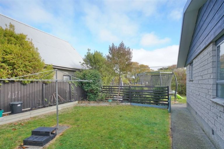 Photo of property in 15 Inwoods Road, Parklands, Christchurch, 8083
