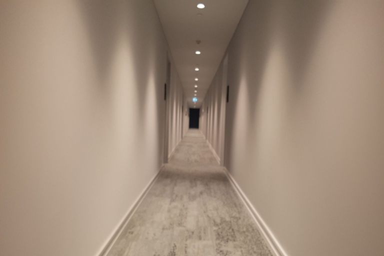 Photo of property in 44 Compton Street, Hillcrest, Auckland, 0627
