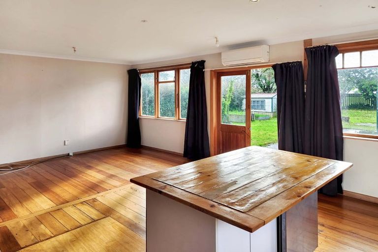 Photo of property in 17 Mchardie Street, Trentham, Upper Hutt, 5018