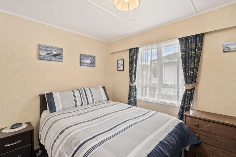 Photo of property in 44 Oberon Street, Stratford, 4332