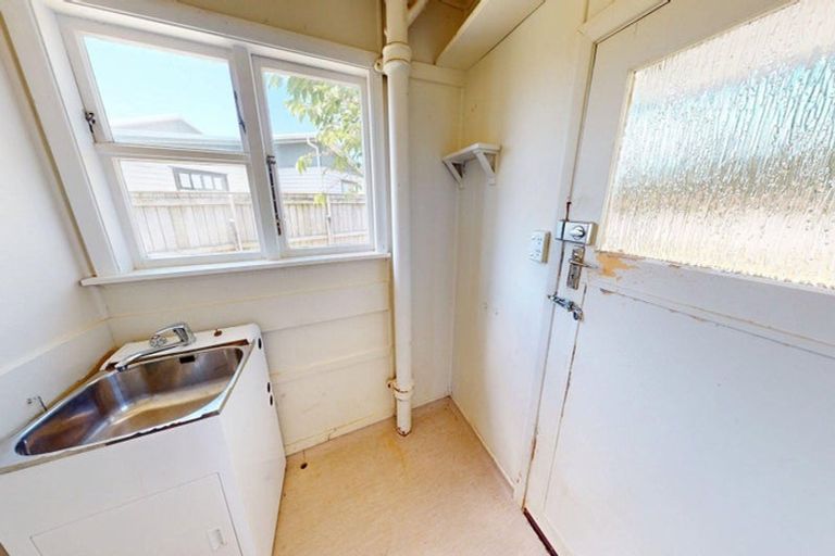 Photo of property in 11 Kauri Street, Levin, 5510