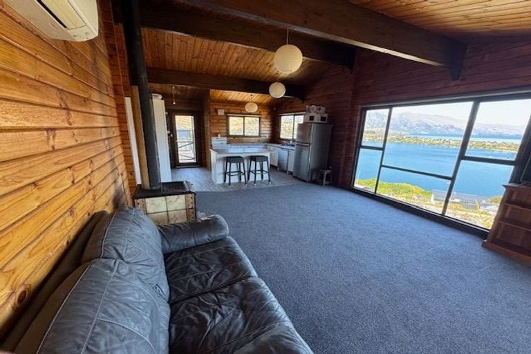 Photo of property in 11 Earnslaw Terrace, Queenstown, 9300