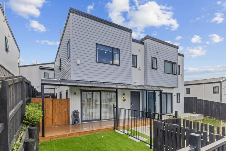 Photo of property in 36a Crestview Rise, Papakura, 2110