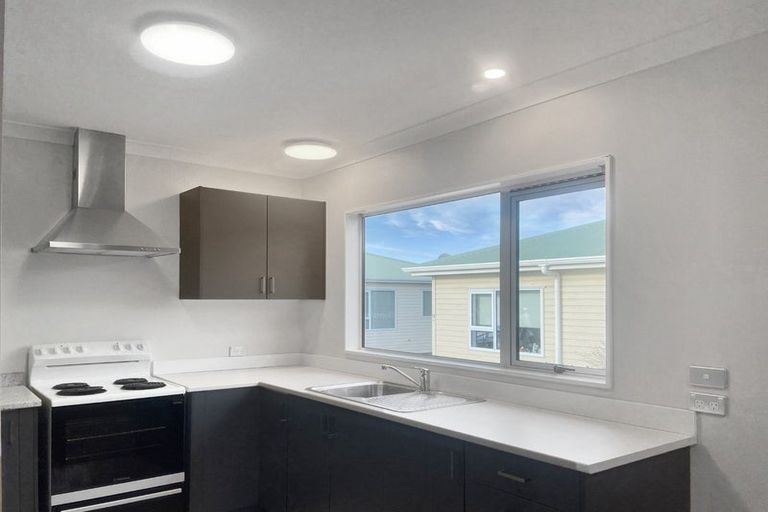 Photo of property in 10 Whenua View, Titahi Bay, Porirua, 5022