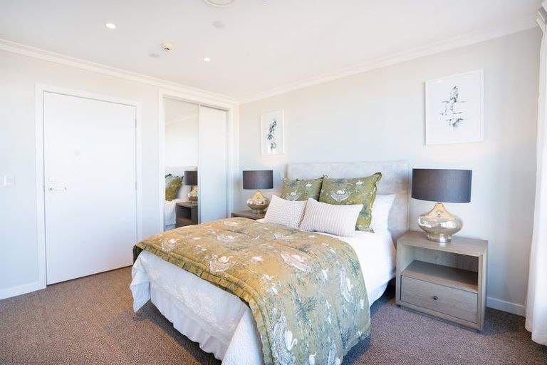 Photo of property in 14/30 Ambassador Glade, Orewa, 0931