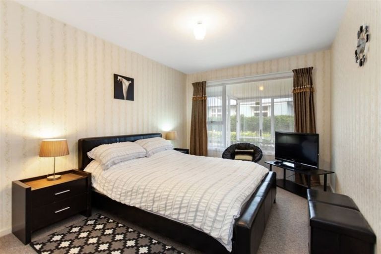 Photo of property in 42 Blair Avenue, Papanui, Christchurch, 8053