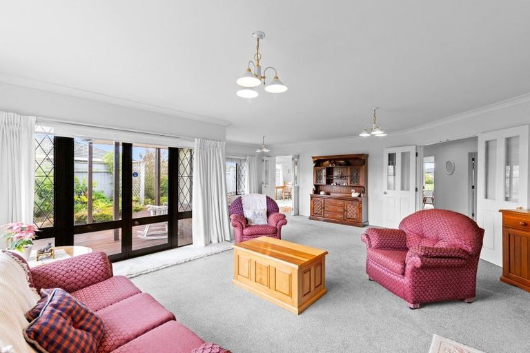 Photo of property in 9 Clearview Drive, Milson, Palmerston North, 4414