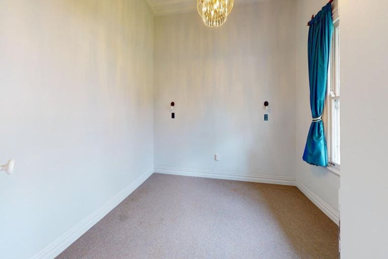 Photo of property in 37 Waldegrave Street, Palmerston North, 4410