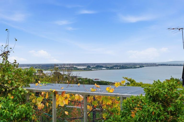 Photo of property in 39 Santa Maria Avenue, Mount Pleasant, Christchurch, 8081