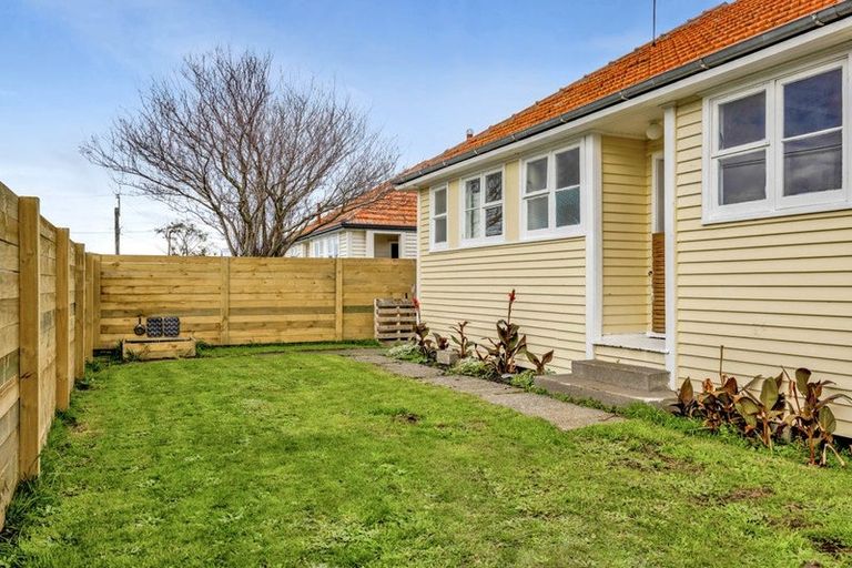 Photo of property in 31 Wilson Street, Waverley, 4510