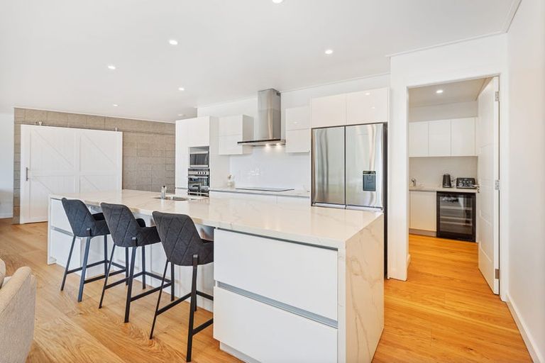 Photo of property in 15/6u The Marina, Tairua, 3508