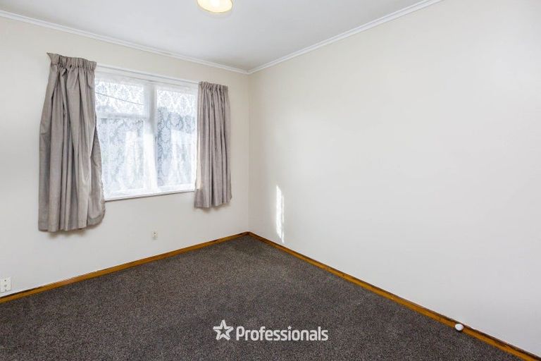 Photo of property in 53 Totara Park Road, Clouston Park, Upper Hutt, 5018