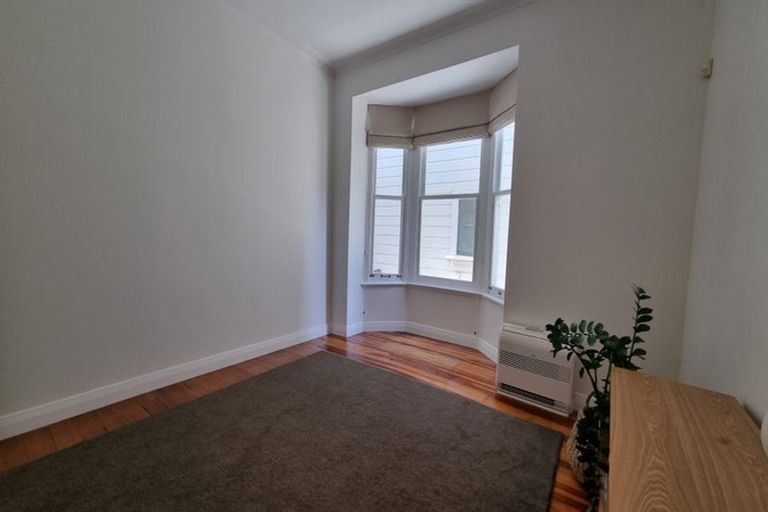 Photo of property in 99 Webb Street, Mount Cook, Wellington, 6011