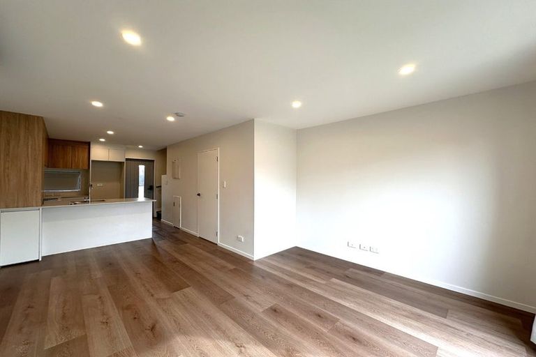 Photo of property in 11 Jabuka Street, Glen Eden, Auckland, 0602
