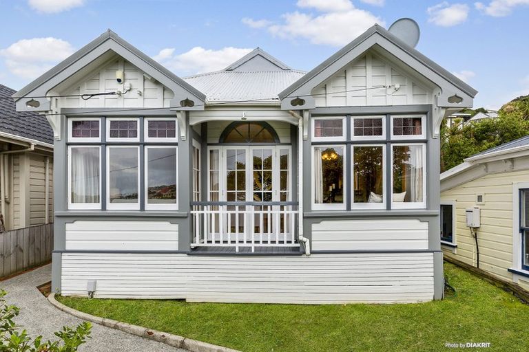 Photo of property in 144 Hataitai Road, Hataitai, Wellington, 6021