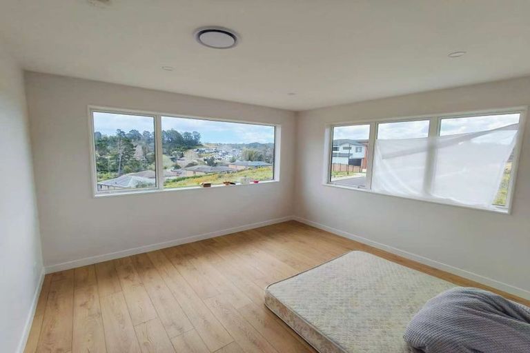 Photo of property in 22 Bela Vista Boulevard, Swanson, Auckland, 0614