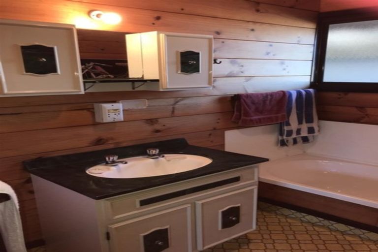 Photo of property in 9 Cassandra Street, Stratford, 4332