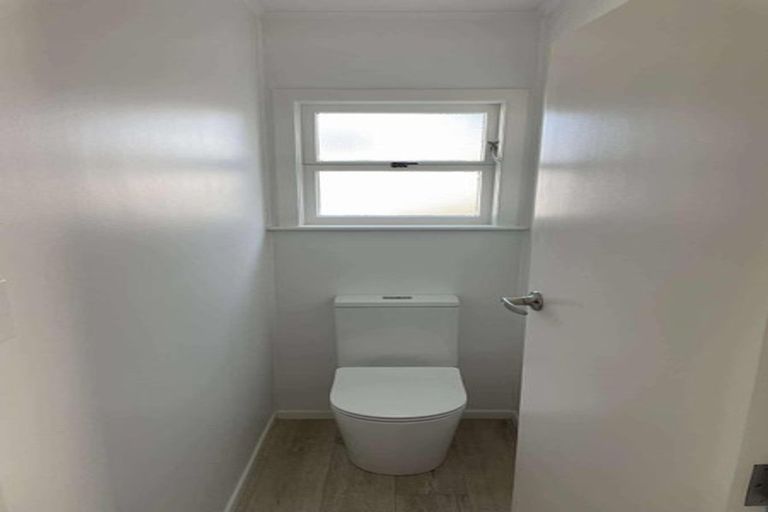 Photo of property in 125a Rosario Crescent, Red Beach, 0932