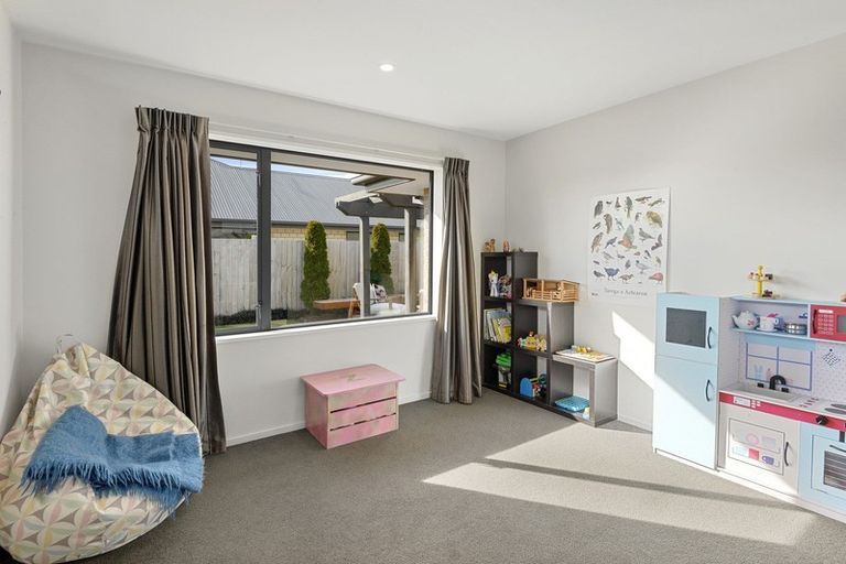 Photo of property in 36 Meyer Crescent, Halswell, Christchurch, 8025