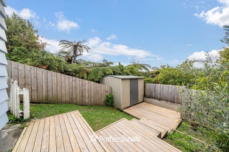 Photo of property in 3 Lone Tree Grove, Kelson, Lower Hutt, 5010